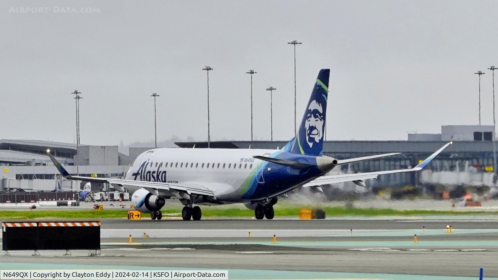 N649QX, 2019 Embraer ERJ-175 (ERJ-170-200LR) C/N 17000794, SFO 2024.