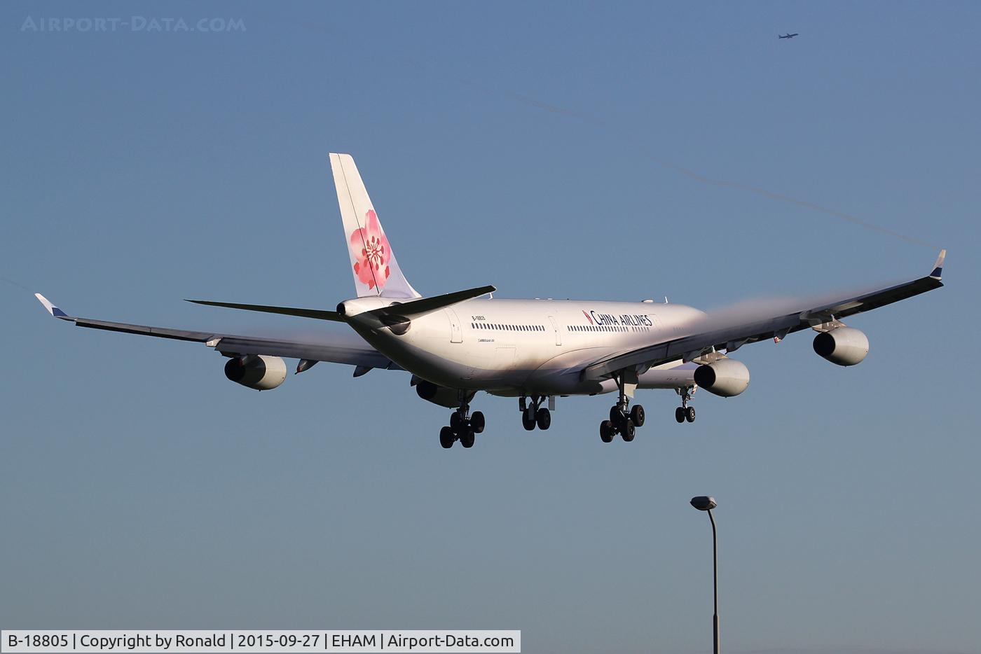 B-18805, 2001 Airbus A340-313X C/N 415, at spl