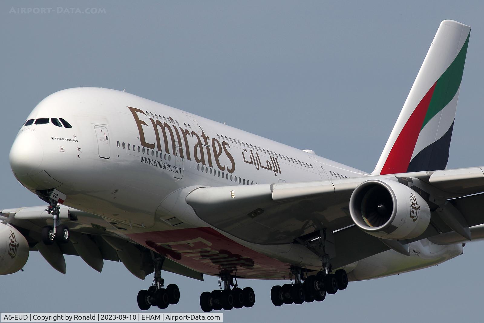 A6-EUD, 2016 Airbus A380-861 C/N 216, at spl