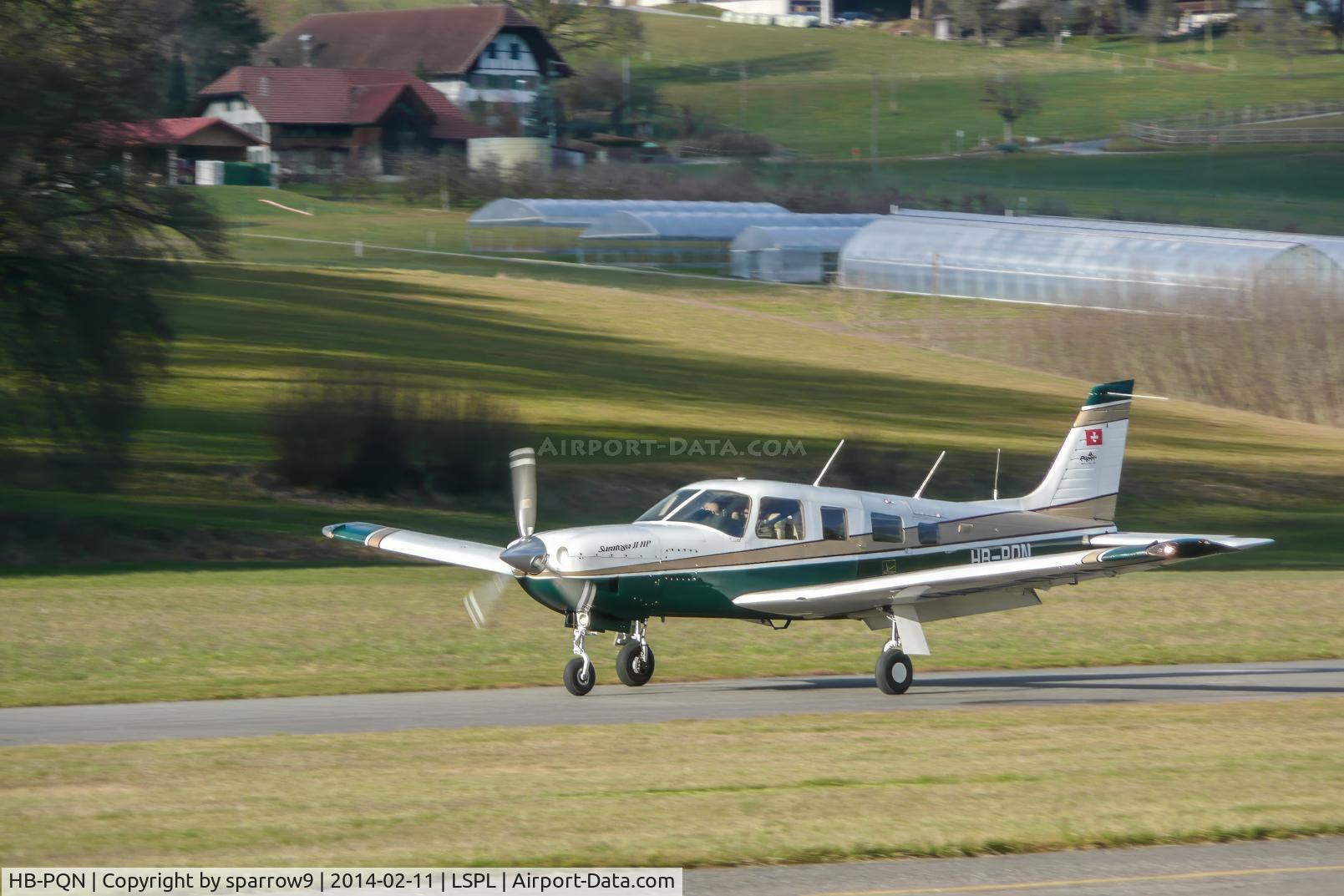 HB-PQN, 1998 Piper PA-32R-301 Saratoga C/N 3246119, Landing on the short runway at Langenthal-Bleienbach. HB-registered since 2003-05-21.