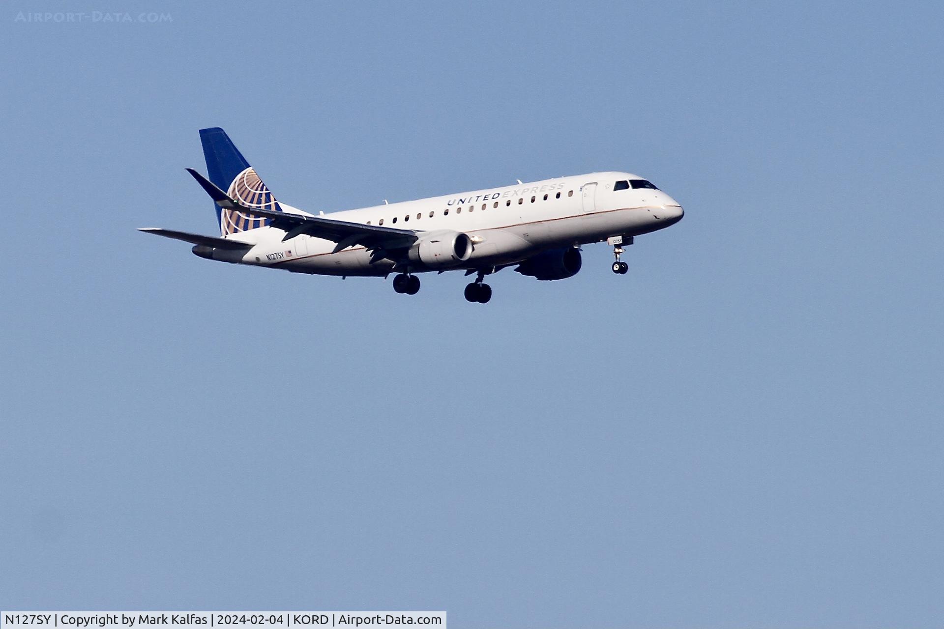 N127SY, 2014 Embraer 175LR (ERJ-170-200LR) C/N 17000441, E75L SkyWest/United Express EMBRAER 175 N127SY SKW5364 OKC-ORD