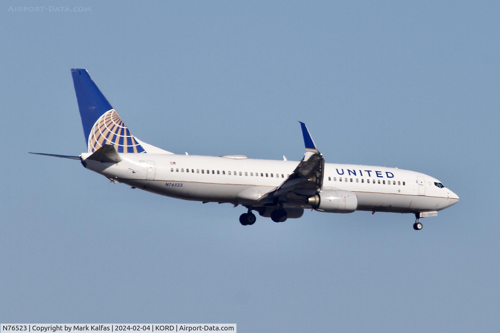 N76523, 2010 Boeing 737-824 C/N 37101, B738 United Airlines BOEING 737-824 N76523 UAL2195 MIA-ORD