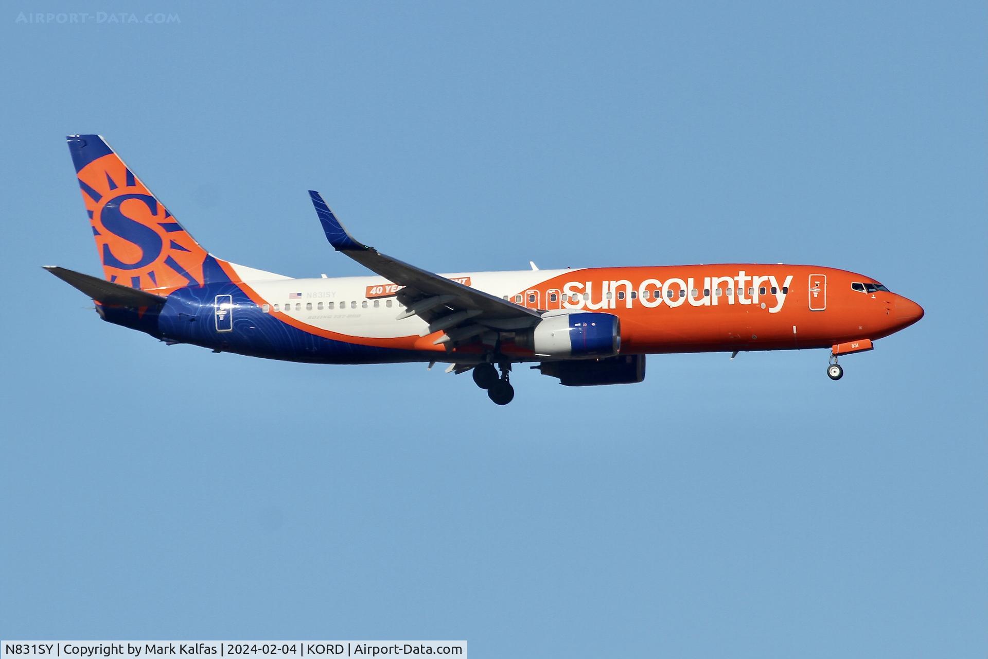 N831SY, 2002 Boeing 737-83N C/N 28249, B738 Sun Country BOEING 737-83N N831SY SCX8229 CRW-ORD