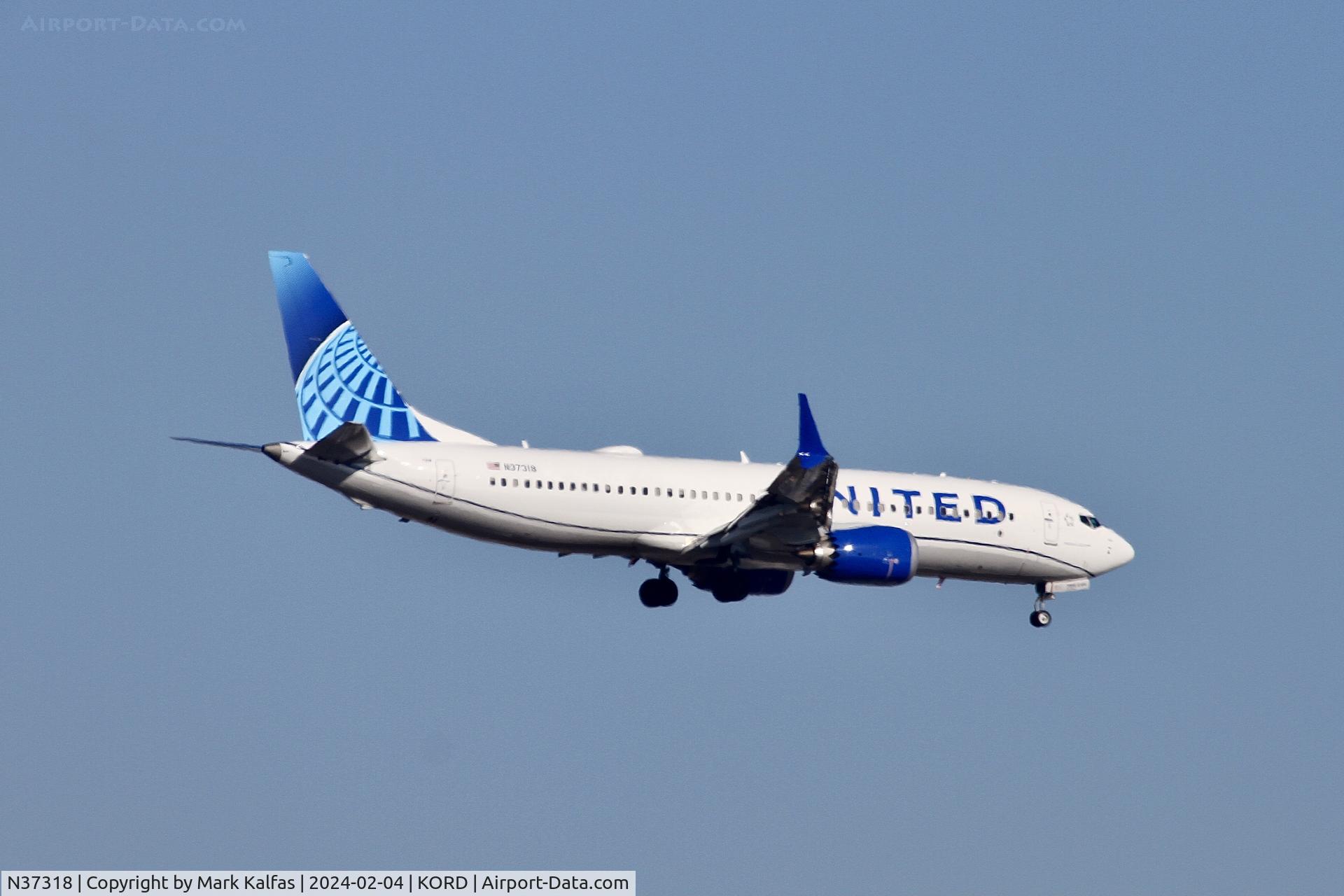 N37318, 2023 Boeing 737-8 MAX C/N 67602, B38M United Airlines BOEING 737-8 MAX  N37318 UAL2437 PBI-ORD