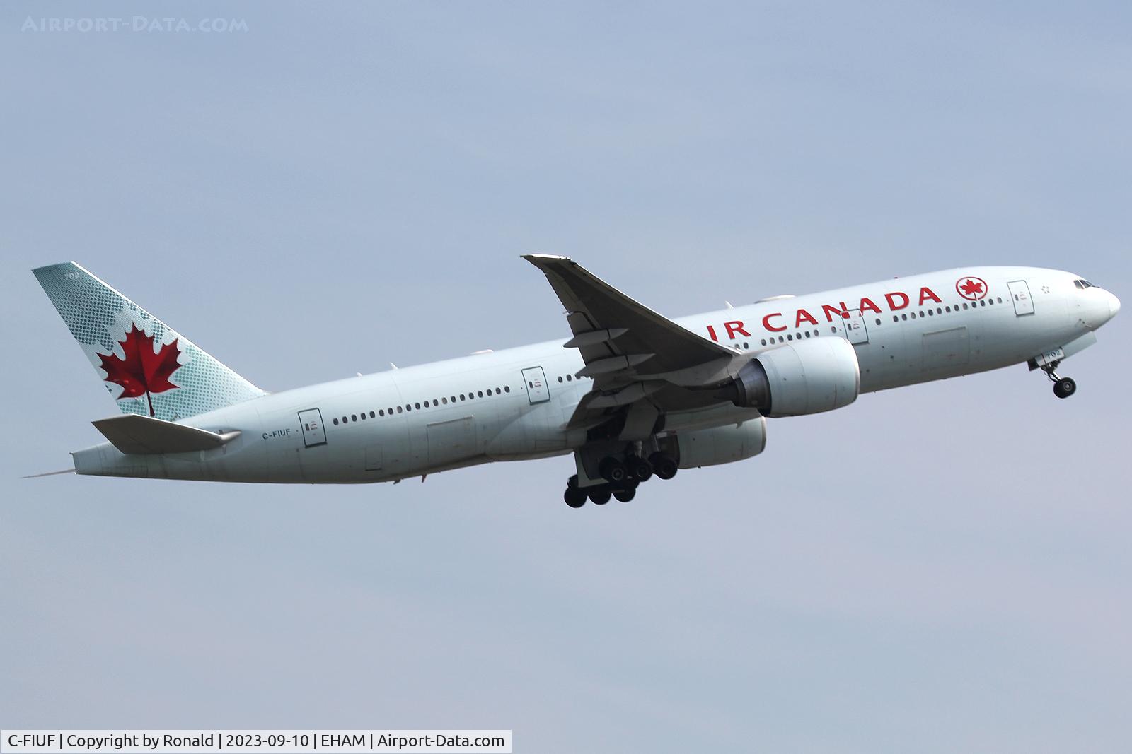 C-FIUF, 2007 Boeing 777-233/LR C/N 35243, at spl