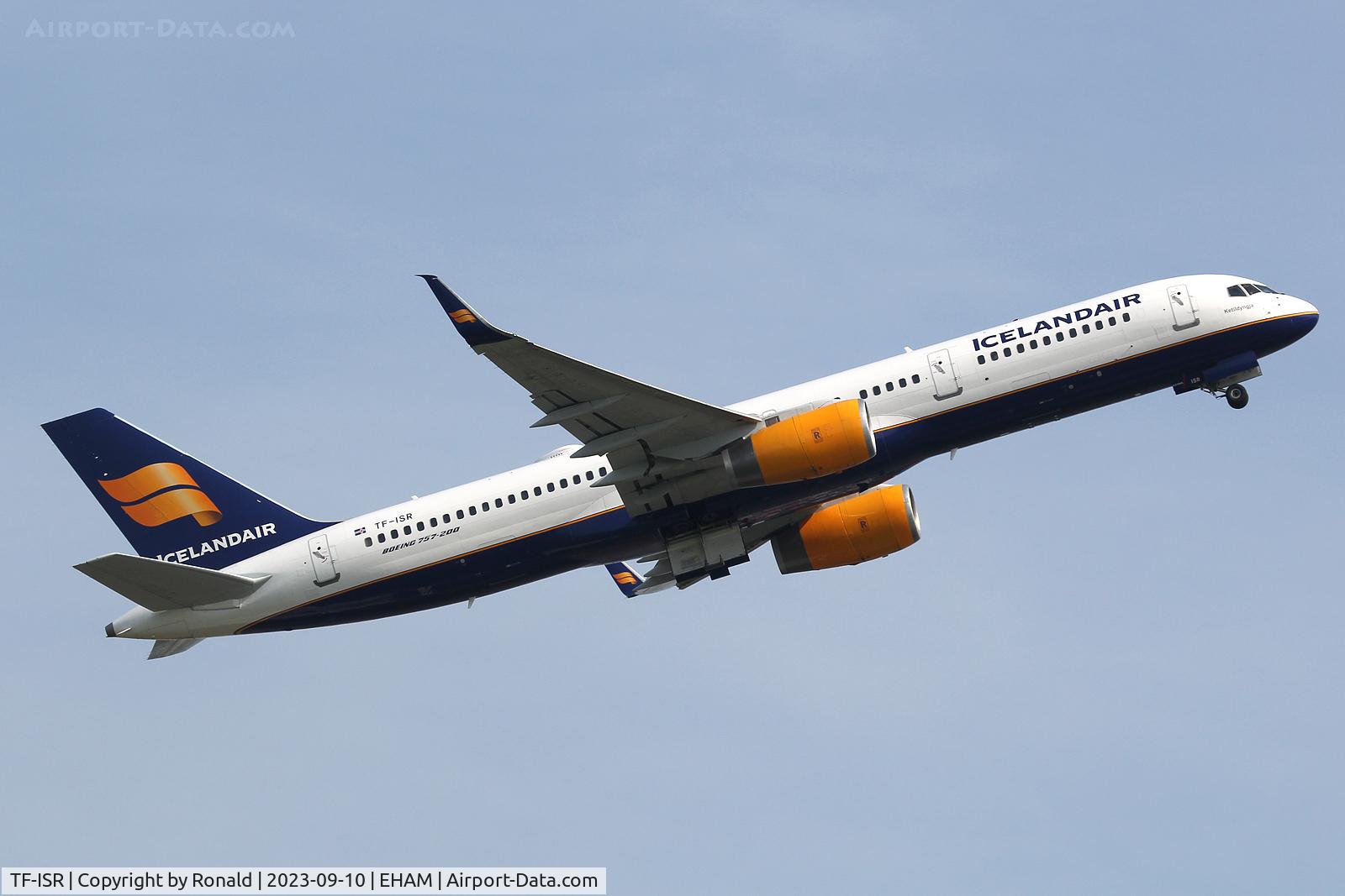 TF-ISR, 1999 Boeing 757-256 C/N 26248, at spl