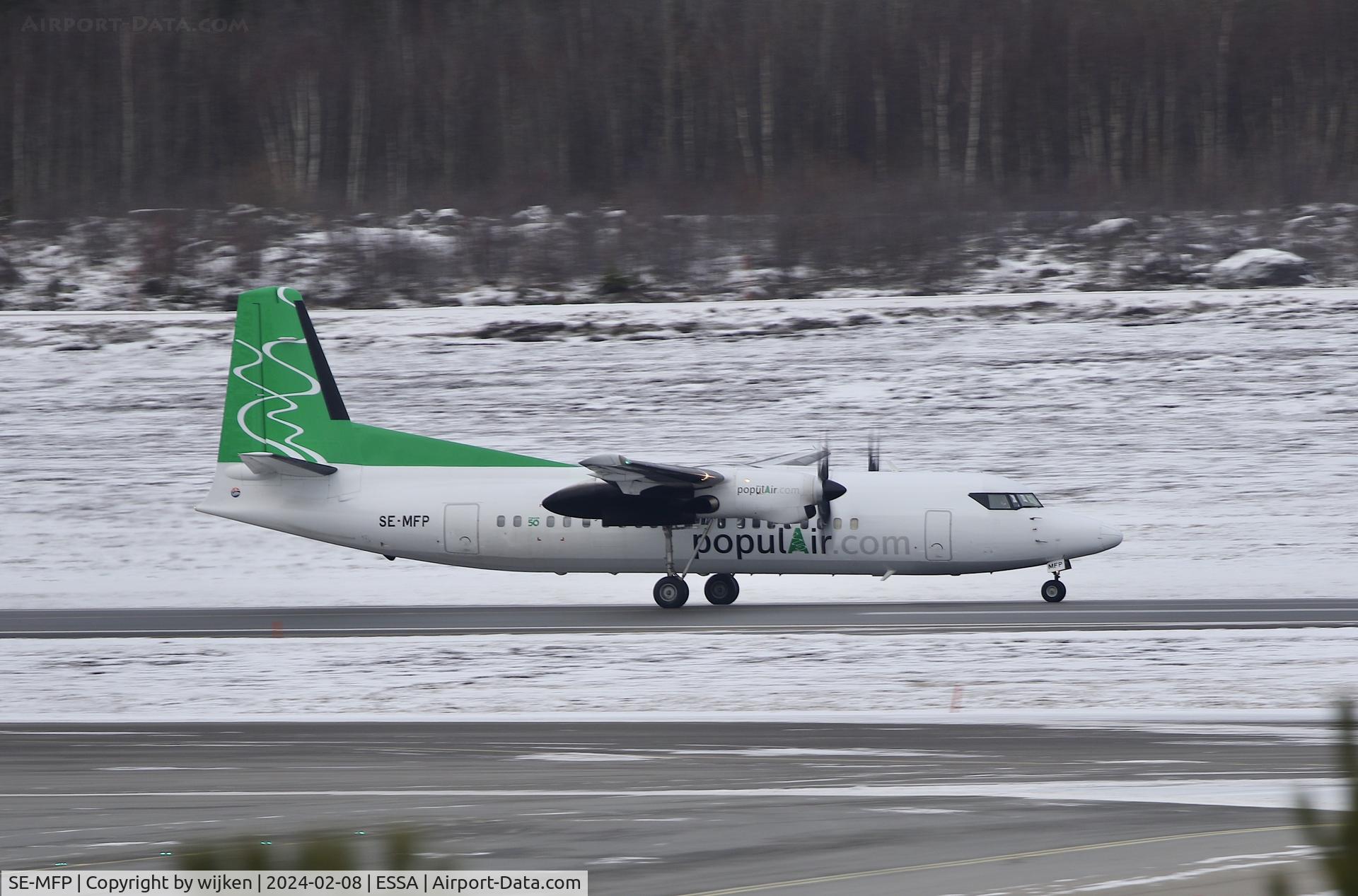 SE-MFP, 1987 Fokker 50 C/N 20105, RWY 08