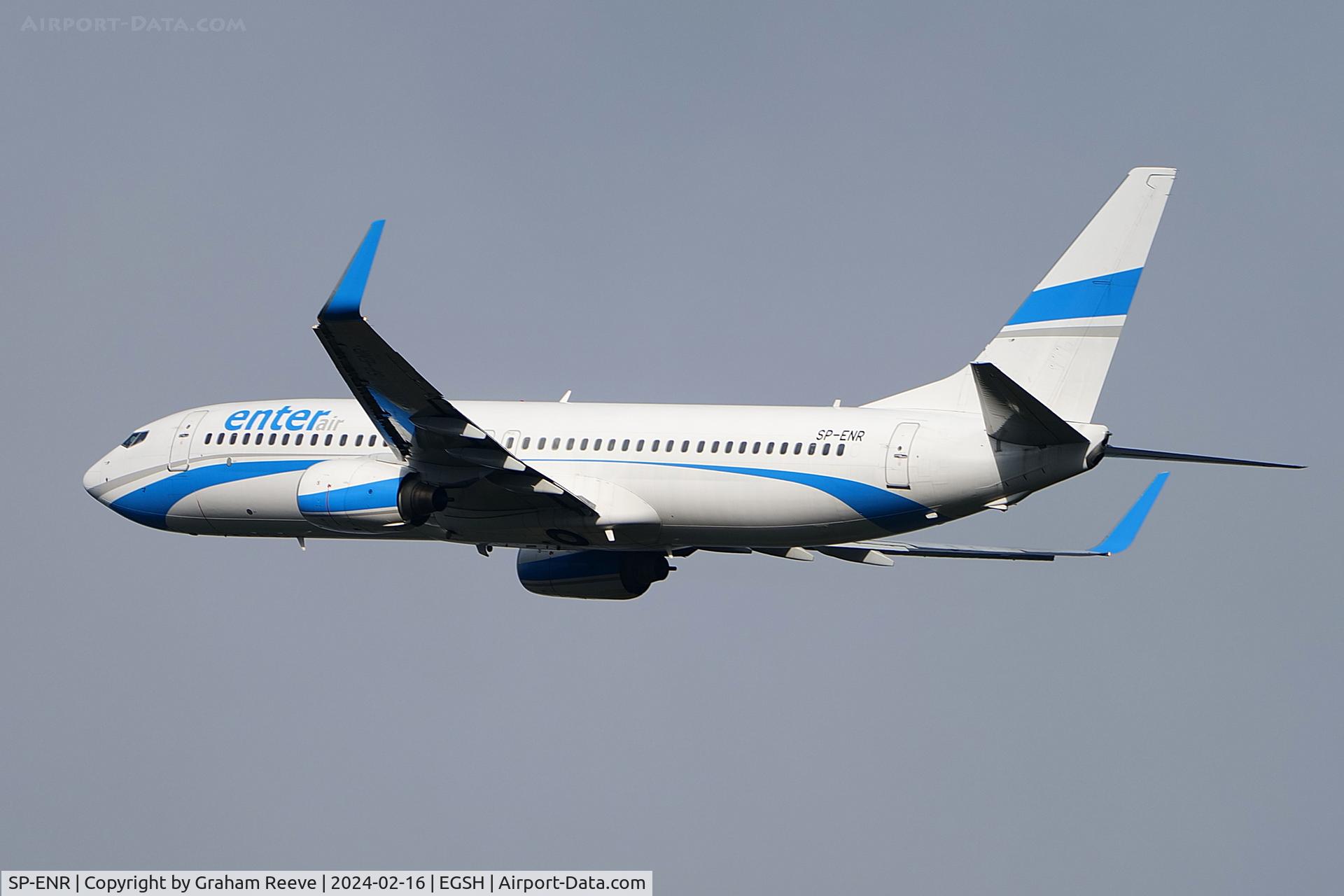 SP-ENR, 2001 Boeing 737-8Q8 C/N 30652, Departing from Norwich.