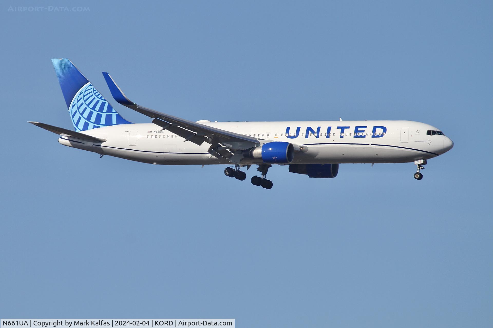 N661UA, 1993 Boeing 767-322 C/N 27158, B763 United Airlines Boeing 767-322 N661UA UAL986 LFPG-KORD