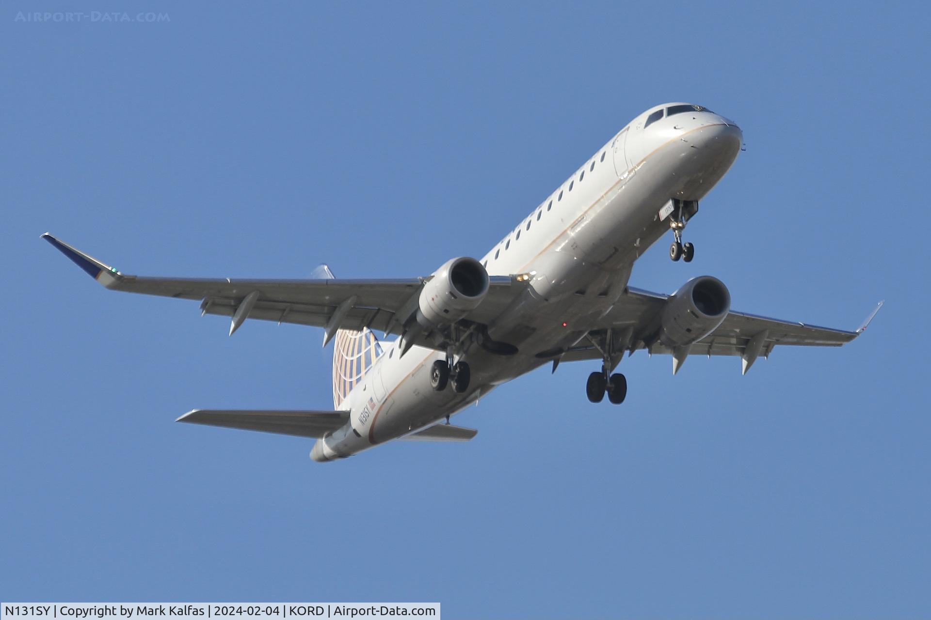 N131SY, 2015 Embraer 175LR (ERJ-170-200LR) C/N 17000450, E75L SkyWest/United Express EMBRAER 175 N131SY SKW5363 CVG-ORD
