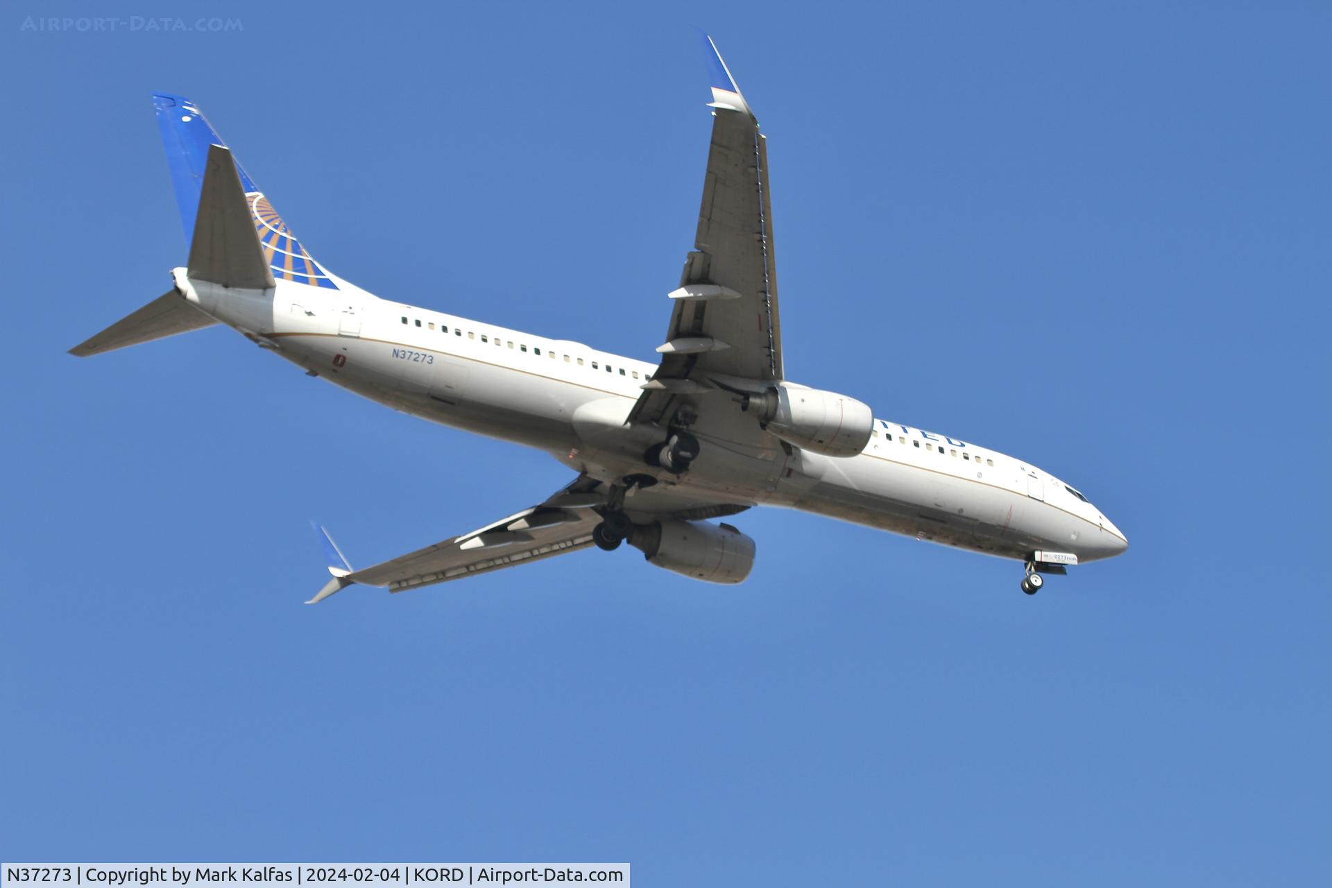 N37273, 2001 Boeing 737-824 C/N 31591, B738 United Airlines BOEING 737-824 N37273 UAL793 PHL-ORD