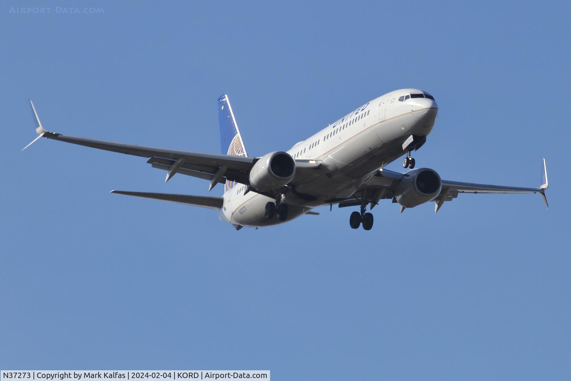 N37273, 2001 Boeing 737-824 C/N 31591, B738 United Airlines BOEING 737-824 N37273 UAL793 PHL-ORD