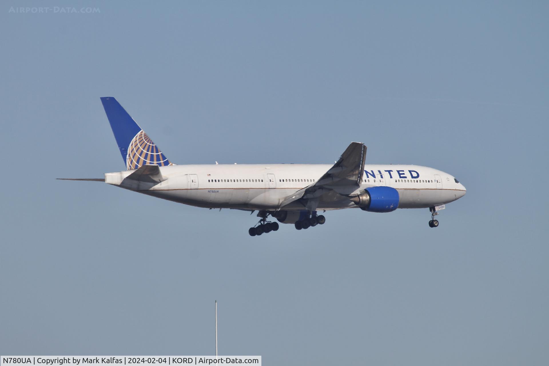N780UA, 1996 Boeing 777-222 C/N 26944, B772 United Airlines Boeing 777-222 N780UA UAL1811 DEN-ORD