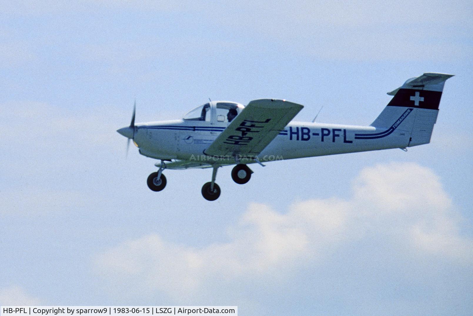 HB-PFL, 1980 Piper PA-38-112 Tomahawk Tomahawk C/N 38-80A0072, Landing at Grenchen Maximair-school-flight. Scanned from a slide. HB-registered from 1980-05-06 until 1985-08-05