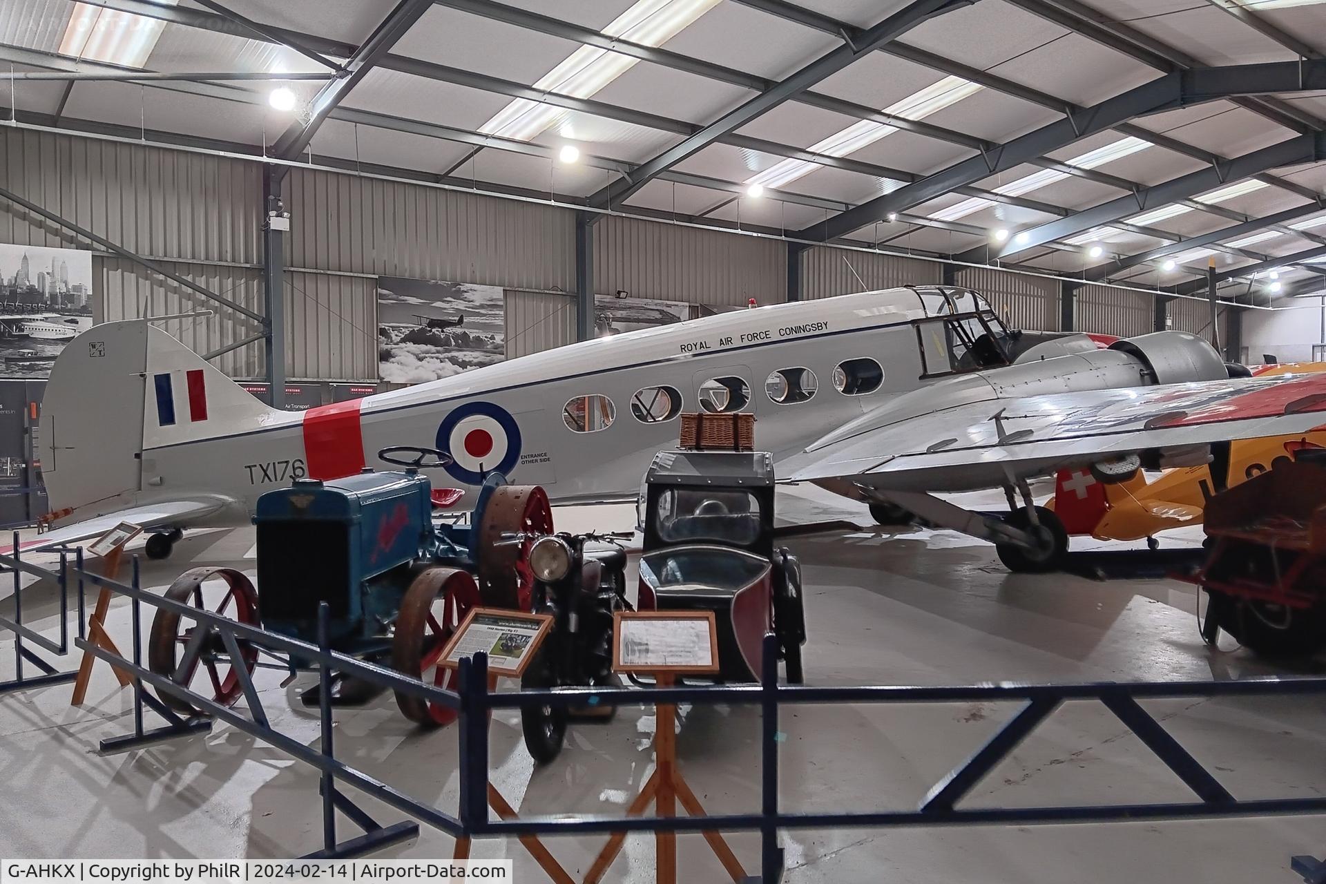 G-AHKX, 1946 Avro 652A Anson C.19 Series 2 C/N 1333, 'TX176' (G-AHKX) 1946 Avro Anson C19 Srs 2 Old Warden