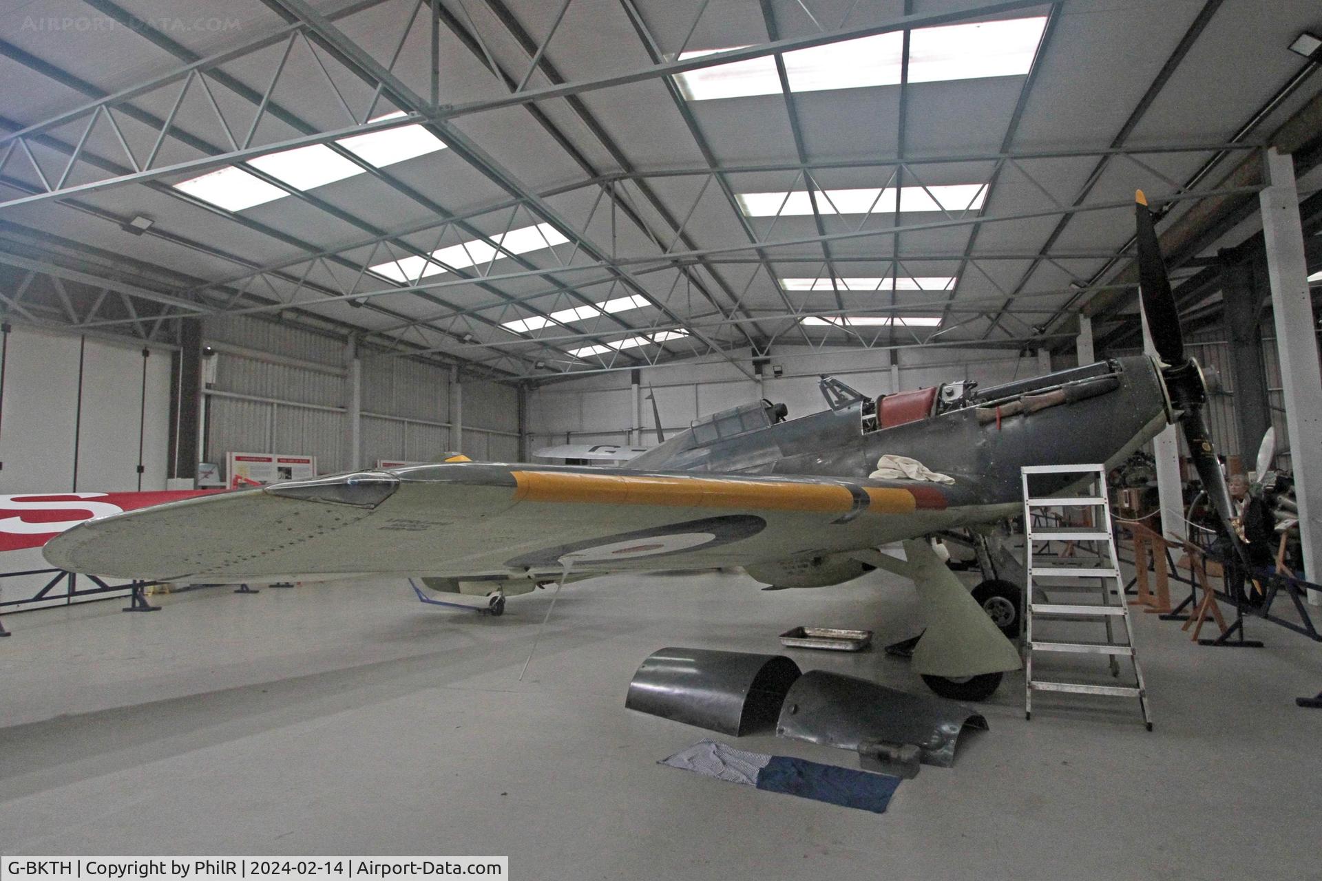 G-BKTH, 1939 Hawker (CCF) Sea Hurricane Mk1B C/N CCF/41H/4013, Z7015 1940 Hawker (Canadian Car & Foundry Co) Sea Hurricane 1b Old Warden