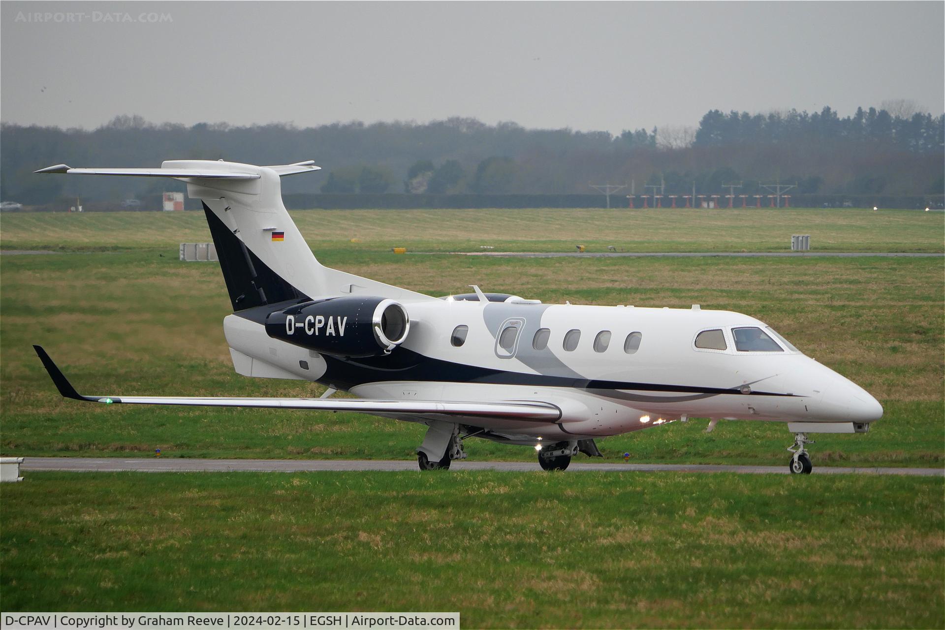 D-CPAV, Embraer EMB-505 Phenom 300 C/N 505-00746, Departing from Norwich.