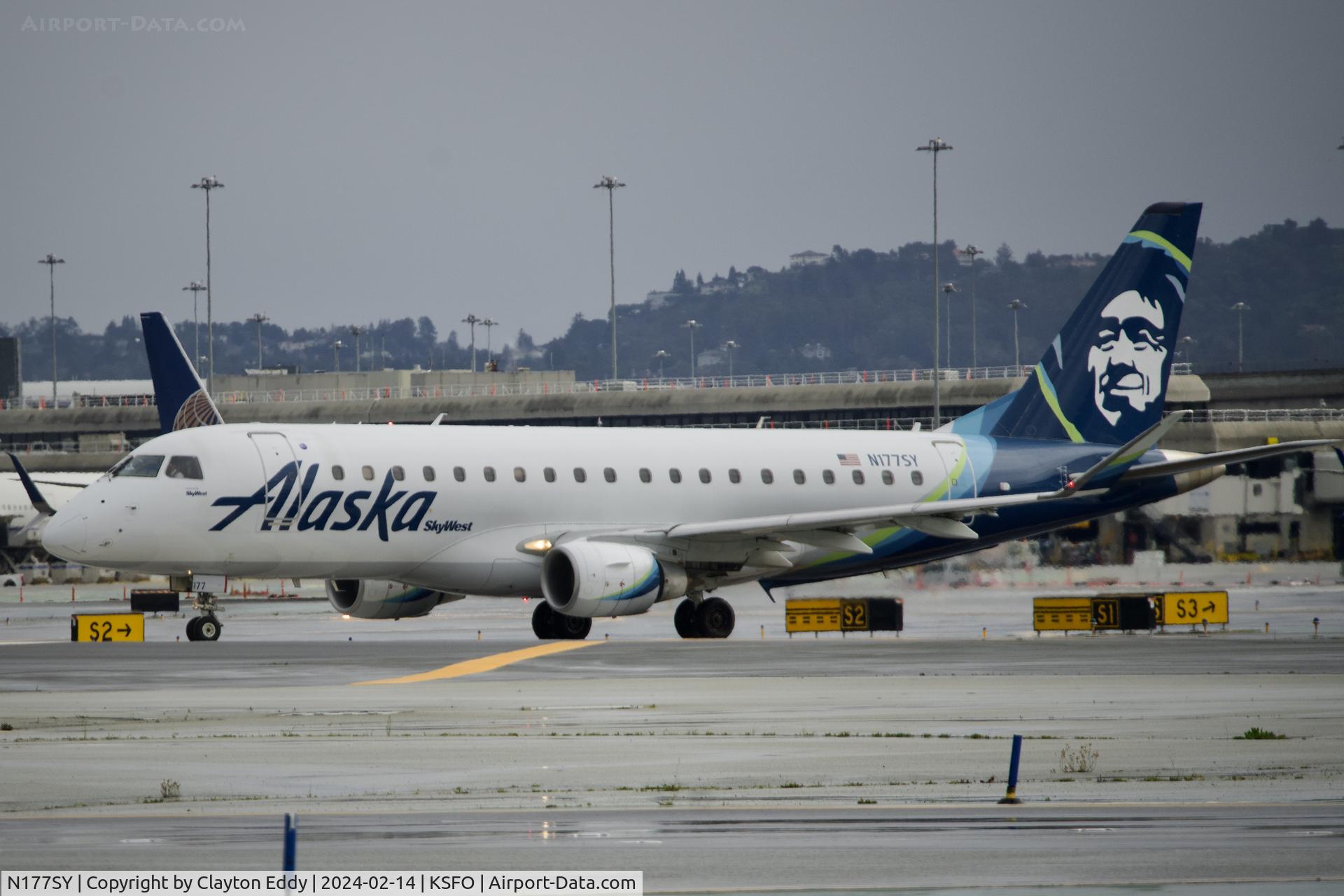 N177SY, 2016 Embraer 175LR (ERJ-170-200LR) C/N 17000535, SFO 2024.