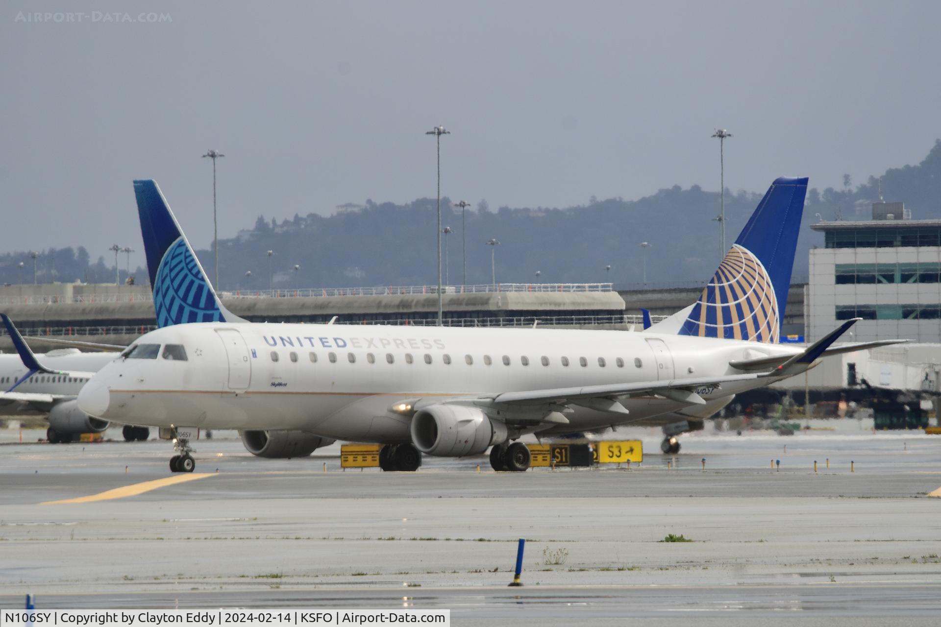 N106SY, 2013 Embraer 175LR (ERJ-170-200LR) C/N 17000399, SFO 2024.