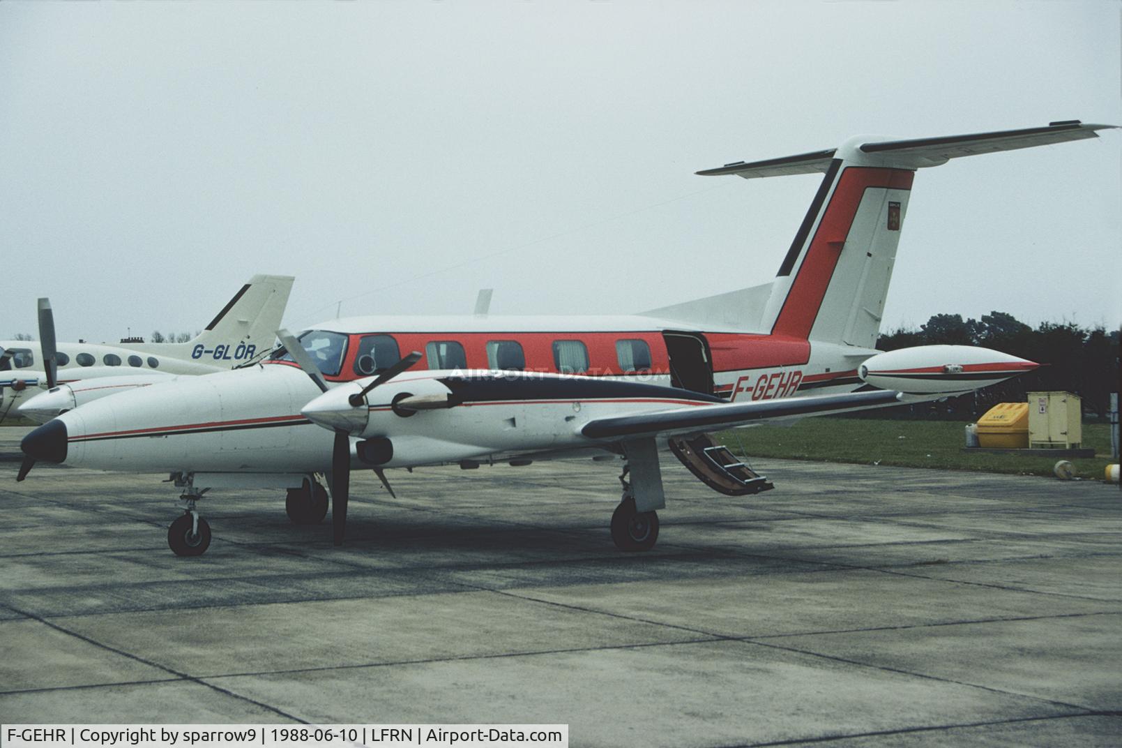 F-GEHR, 1982 Piper PA-42-720 Cheyenne III C/N 42-8001101, At Rennes-St Jacques. Crashed as D-IFSH at LSZH during landing in dense fog. Scanned from a slide.