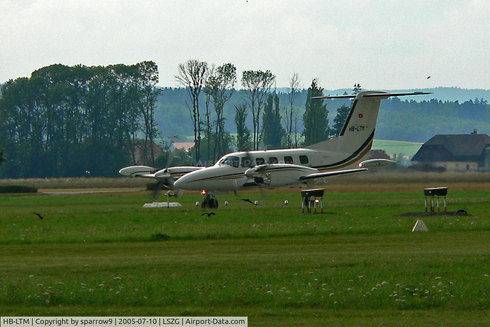HB-LTM, 1985 Piper PA-42-1000 Cheyenne 400LS C/N 42-5527028, Full power at Grenchen. HB-registered from 2002-07-02 until 2015-11-30.