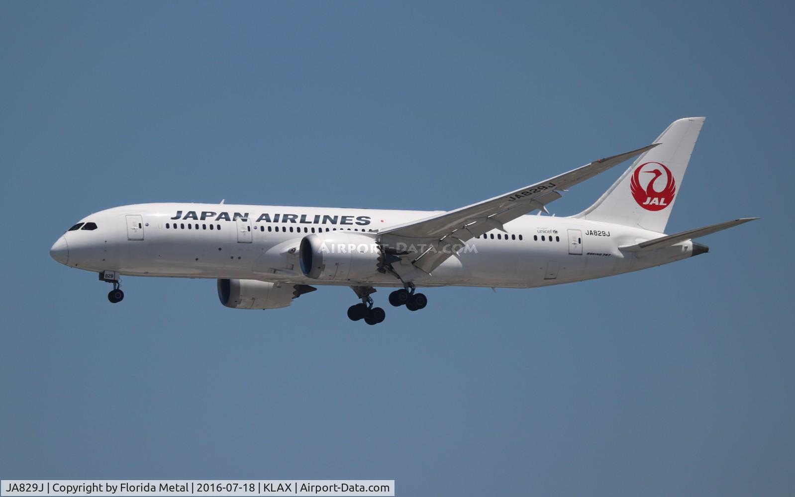 JA829J, 2012 Boeing 787-8 Dreamliner C/N 34839, LAX zx