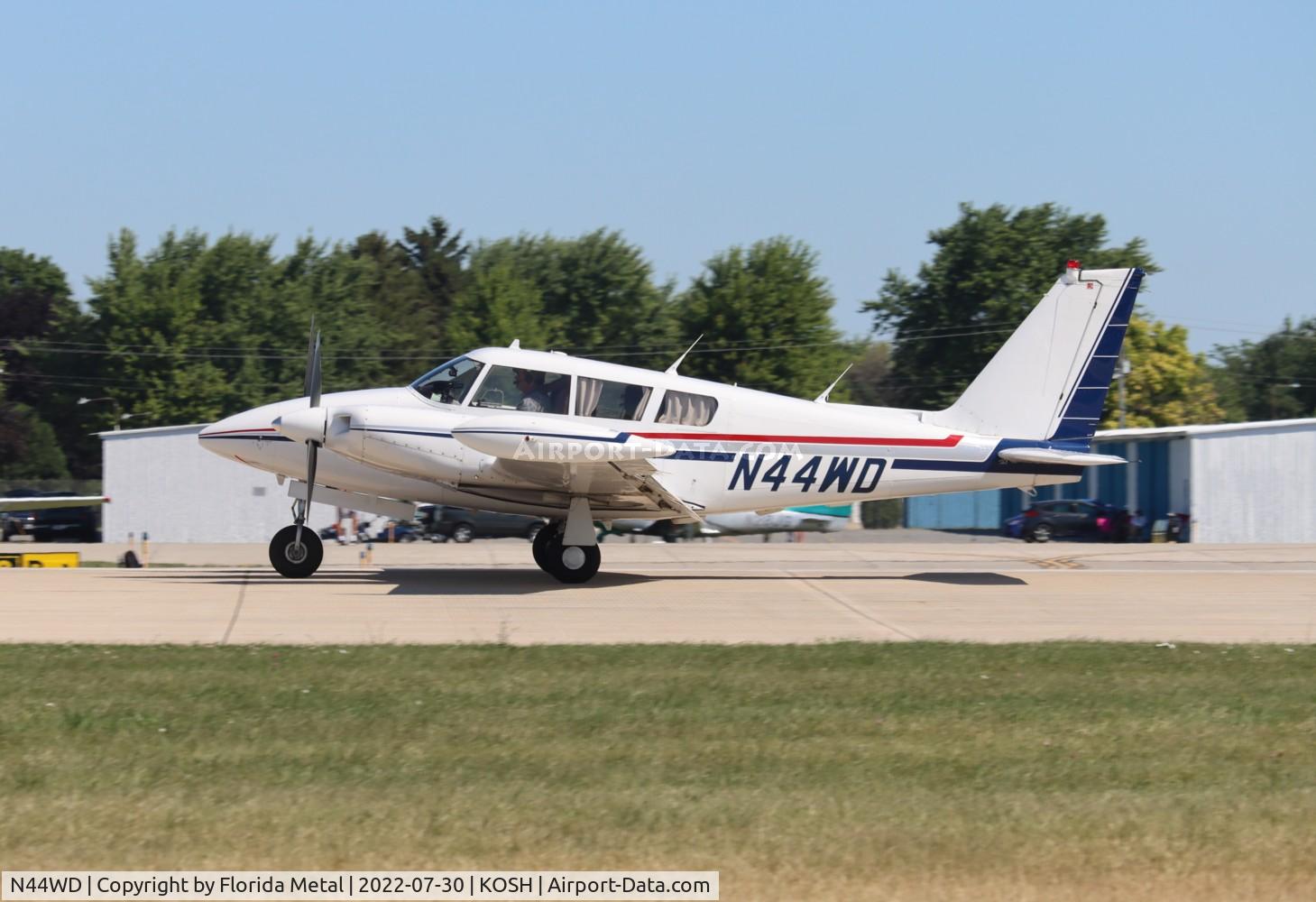 N44WD, 1969 Piper PA-30 Twin Comanche Twin Comanche C/N 30-1860, PA-30 zx
