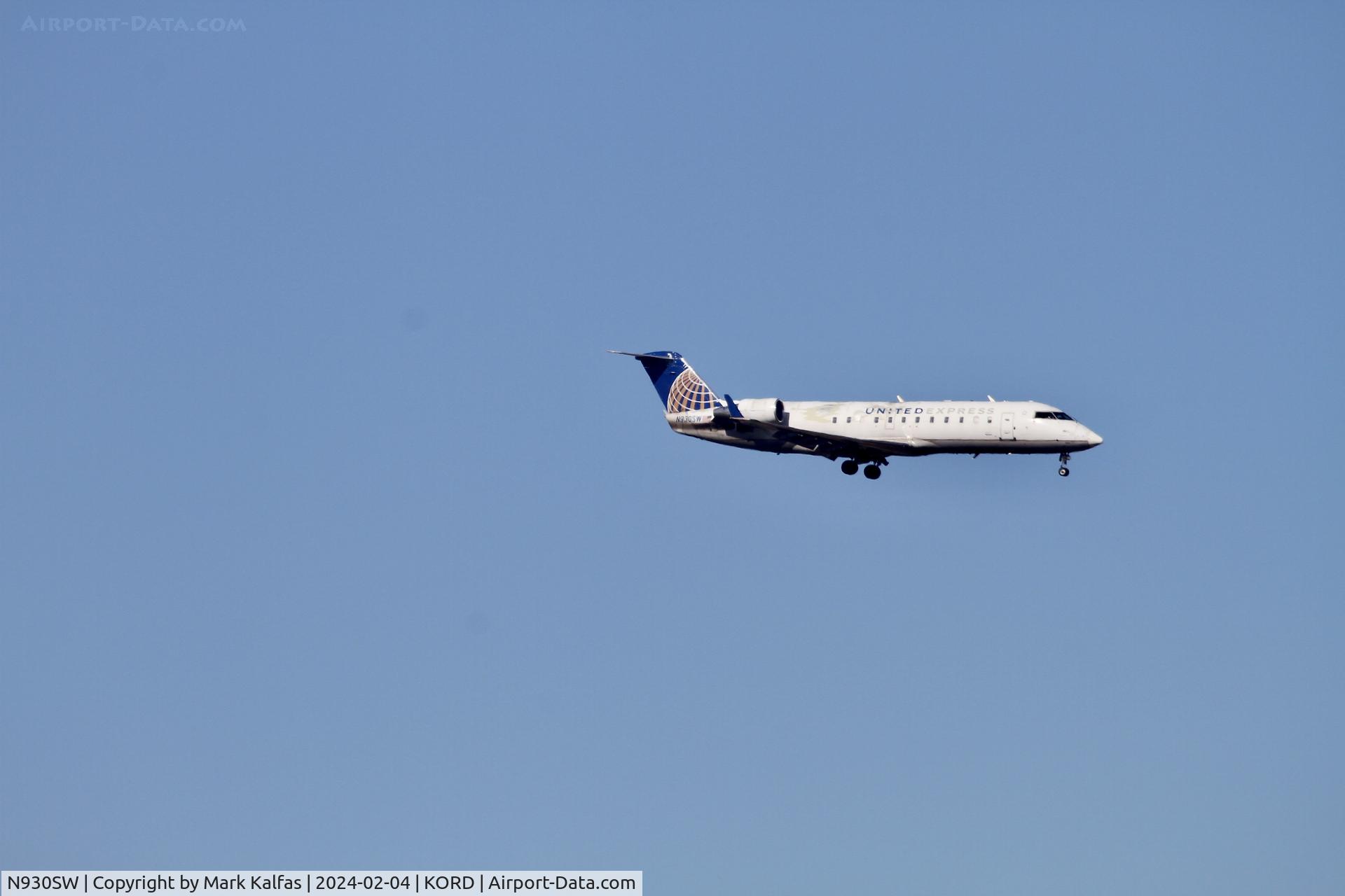N930SW, 2002 Bombardier CRJ-200LR (CL-600-2B19) C/N 7713, CRJ2 SkyWest/United Express BOMBARDIER INC CL-600-2B19, N930SW SKW5640 MLI-ORD