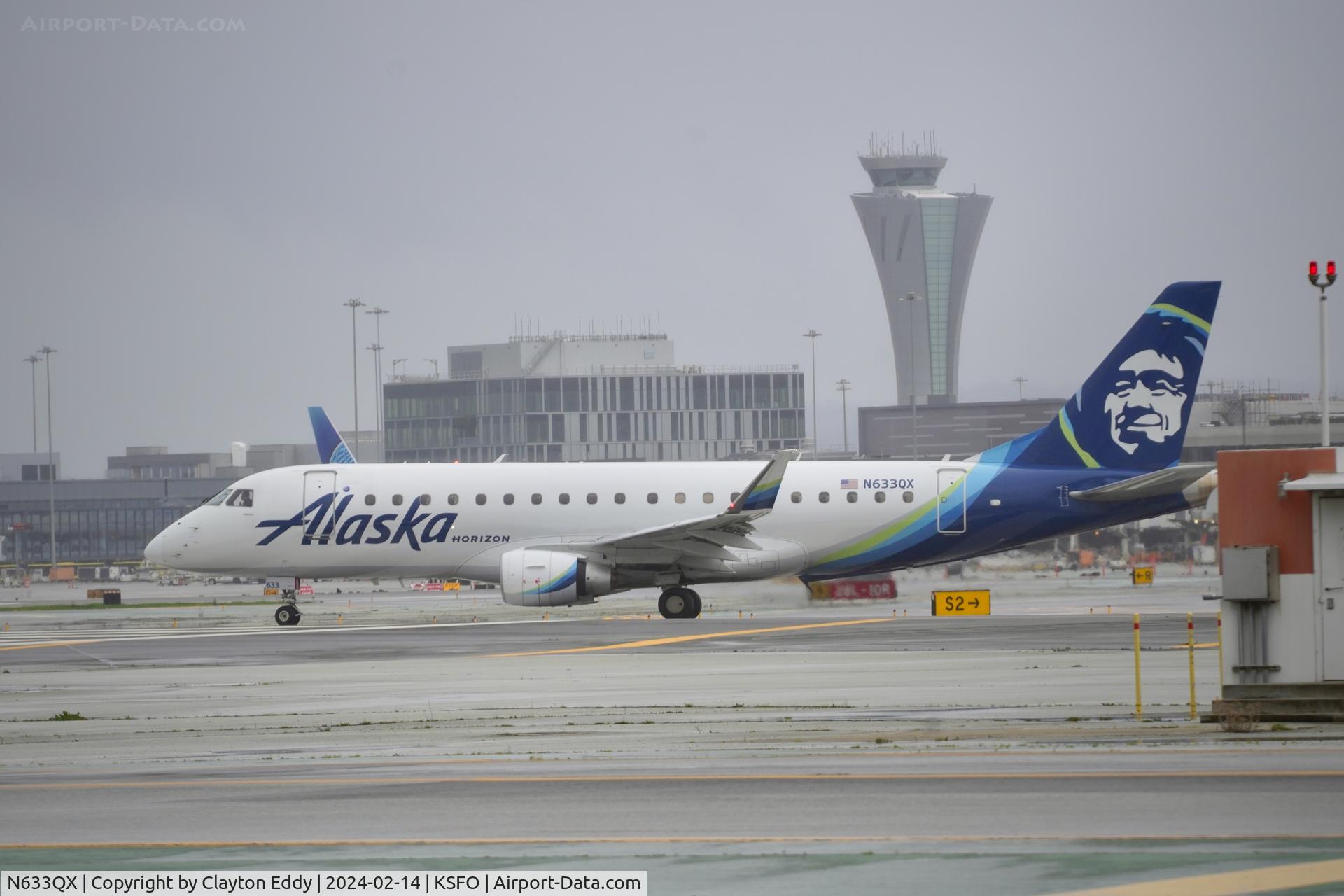 N633QX, 2018 Embraer 175LR (ERJ-170-200LR) C/N 17000719, SFO 2024.