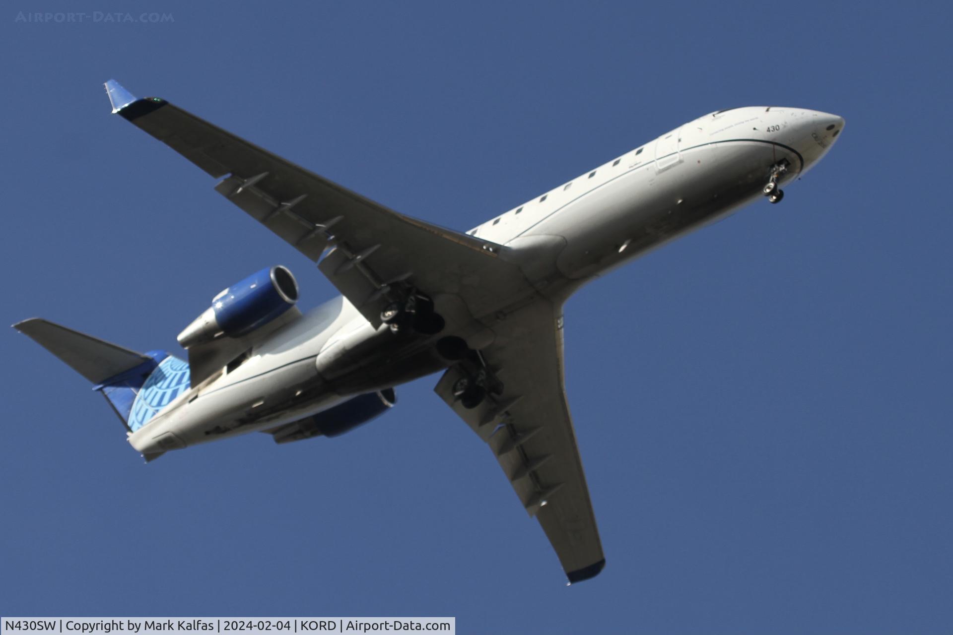 N430SW, 2001 Bombardier CRJ-200LR (CL-600-2B19) C/N 7523, CRJ2 Skywest/United Express BOMBARDIER INC CL-600-2B19, N430SW SKW5029 JST-ORD 