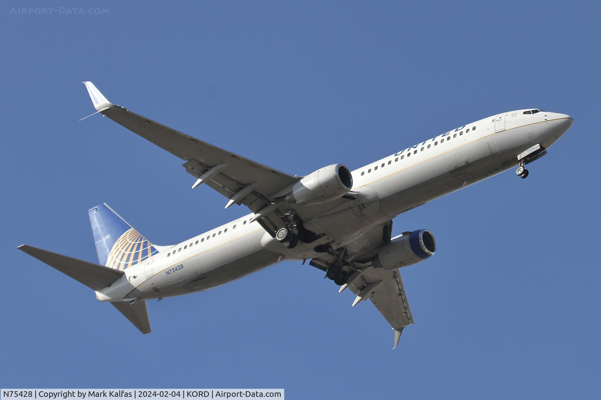 N75428, 2008 Boeing 737-924/ER C/N 31633, B739 United Airlines  BOEING 737-924ER N75428 UAL1061 PHX-ORD