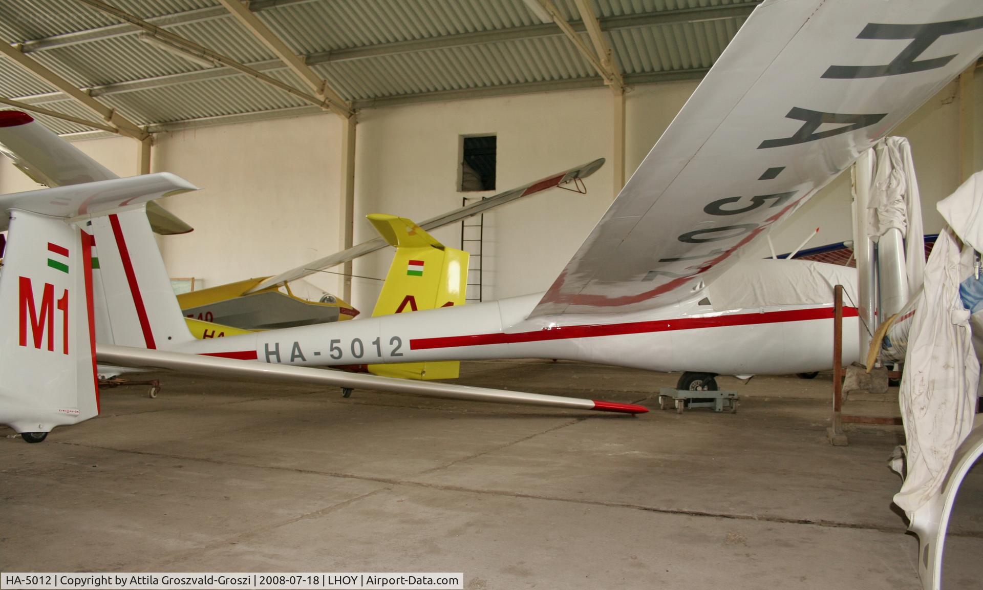 HA-5012, 1979 ICA IS-28B2 C/N 229, LHOY - Öcsény Airport, Hungary