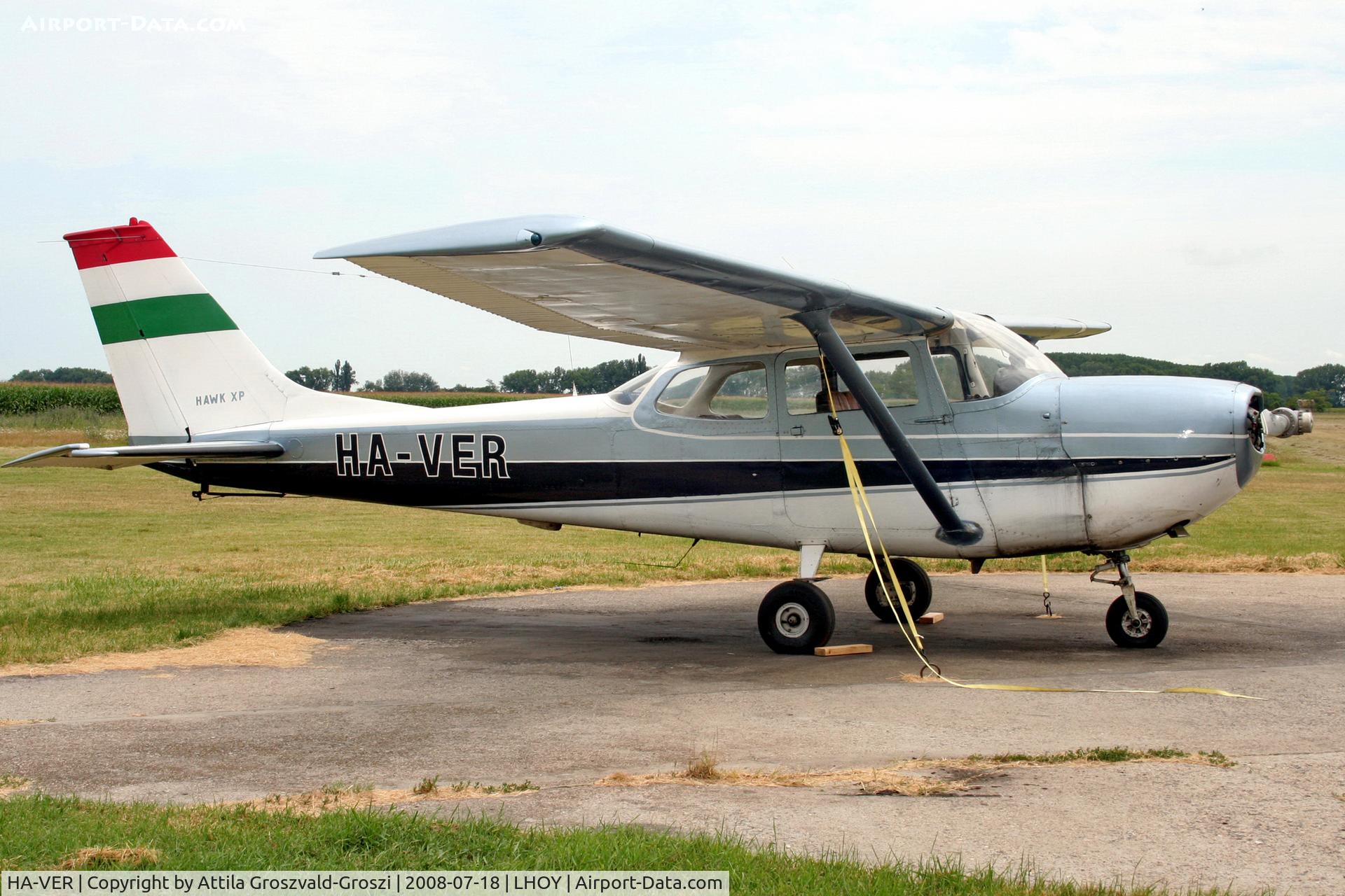 HA-VER, 1999 Reims FR172G Reims Rocket C/N 0203, LHOY - Öcsény Airport, Hungary