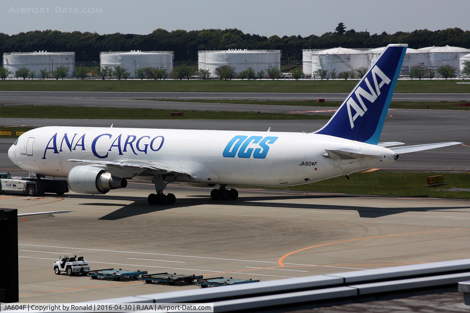 JA604F, 2006 Boeing 767-381F C/N 35709, at narita