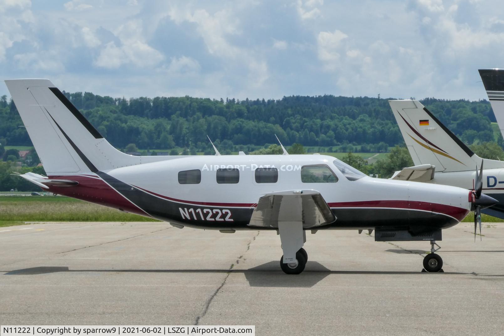 N11222, 1986 Piper PA-46-310P Malibu C/N 46-8608033, At Grenchen