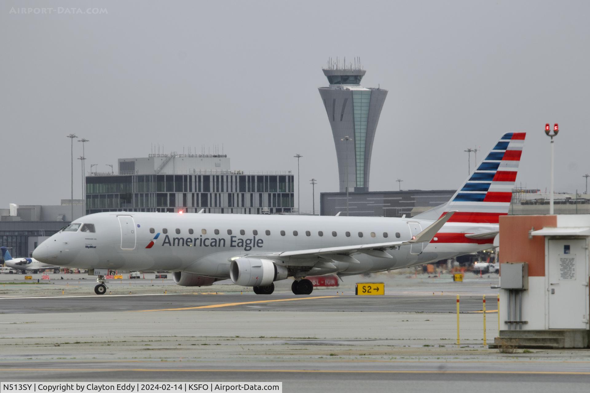 N513SY, 2021 Embraer 175LR (ERJ-170LR) C/N 17000894, SFO 2024.