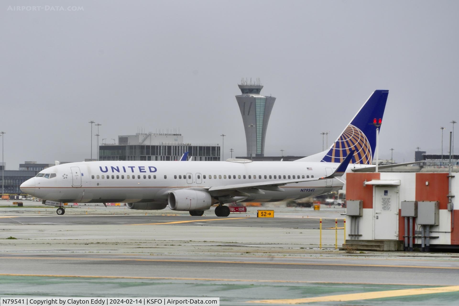 N79541, 2017 Boeing 737-824 C/N 63725, SFO 2024.