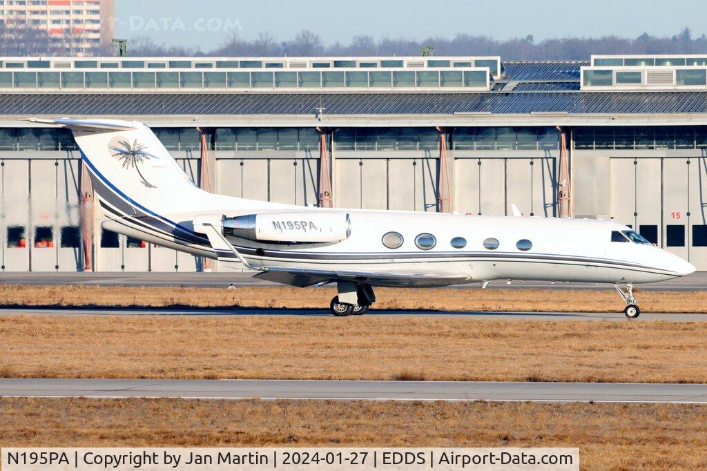 N195PA, 1983 Gulfstream American G-1159A Gulfstream III Gulfstream III C/N 399, On Taxiway