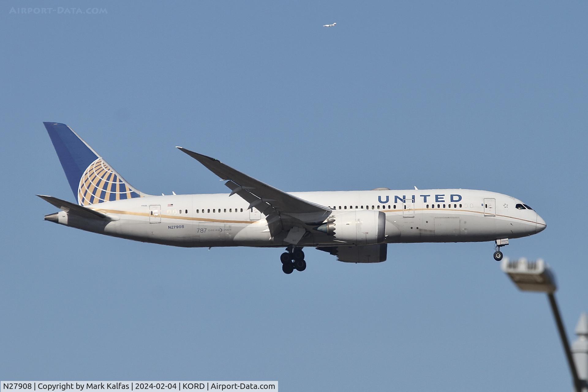 N27908, 2013 Boeing 787-8 Dreamliner C/N 36400, B788 United Airlines Boeing 787-8 Dreamliner N27908 UAL908 EHAM-KORD