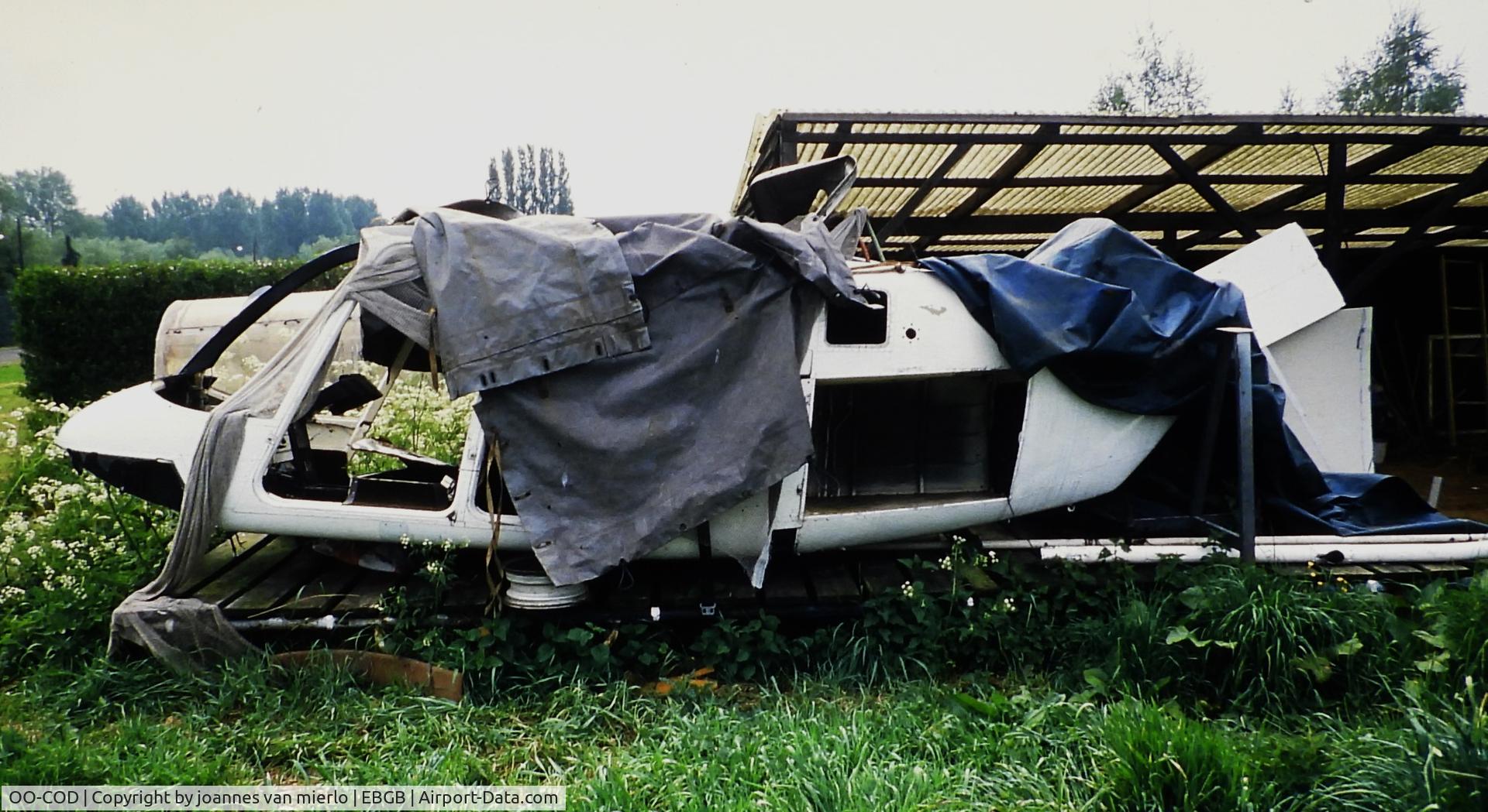 OO-COD, Agusta AB-206B JetRanger II C/N 8378, ex-slide