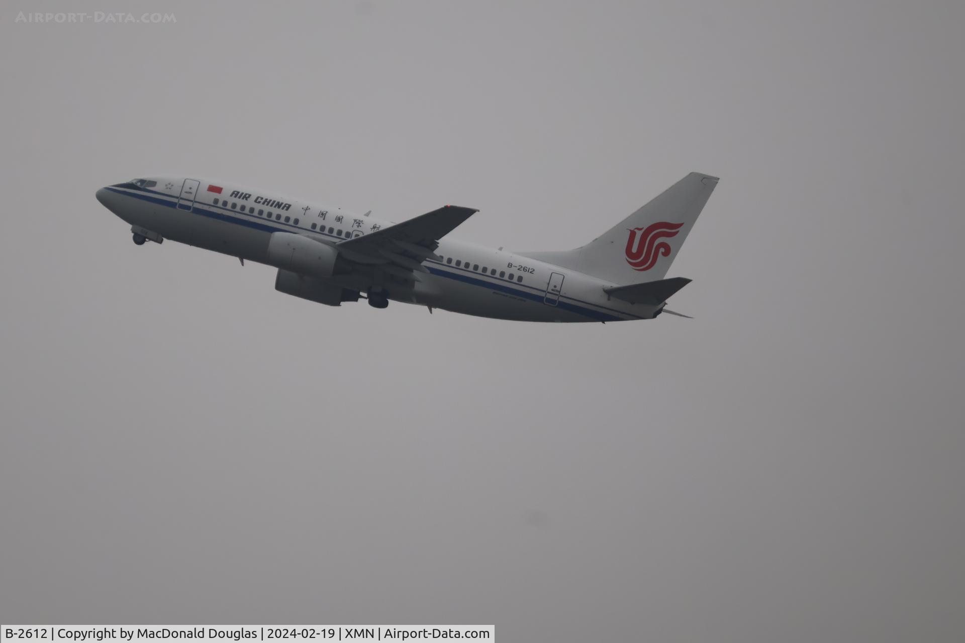 B-2612, 2004 Boeing 737-79L C/N 33411, B-2612