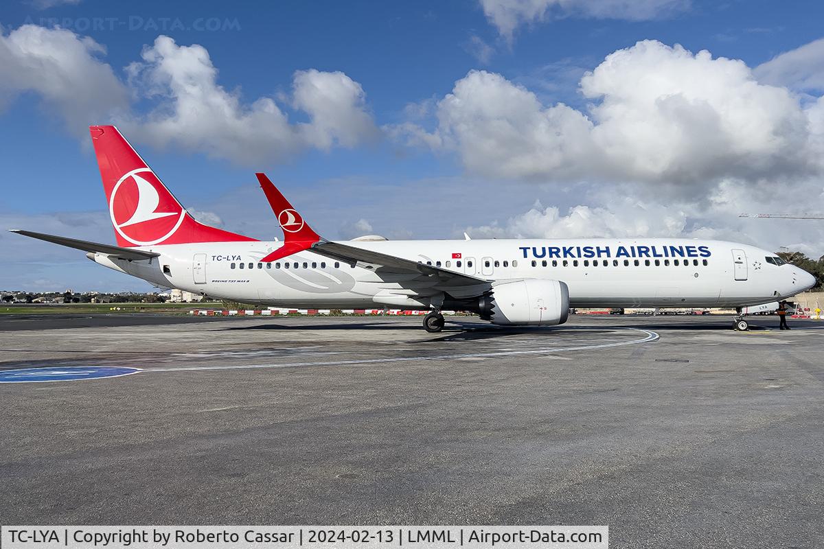 TC-LYA, 2019 Boeing 737-9 MAX C/N 60062, Park 9