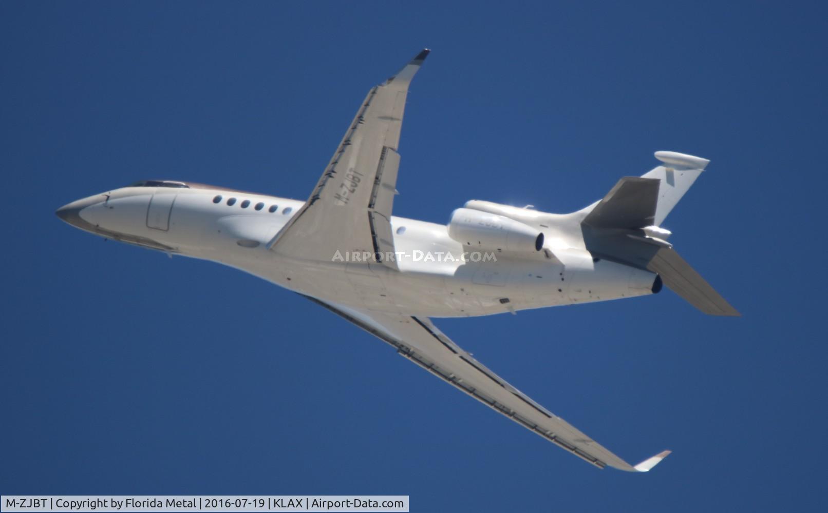 M-ZJBT, 2010 Dassault Falcon 7X C/N 097, Falcon 7X zx