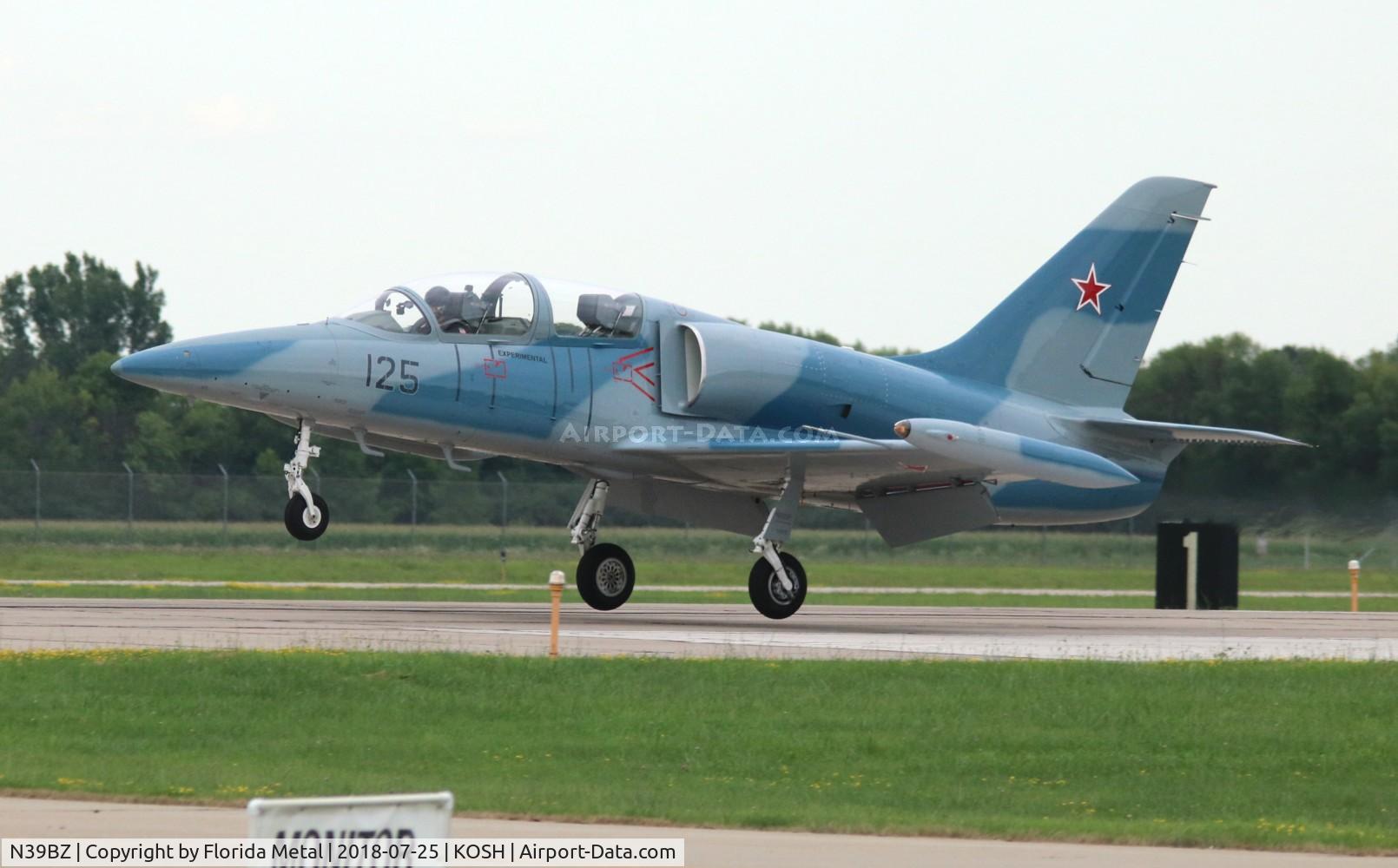 N39BZ, 1984 Aero L-39 Albatros C/N 432925, OSH 18 zx