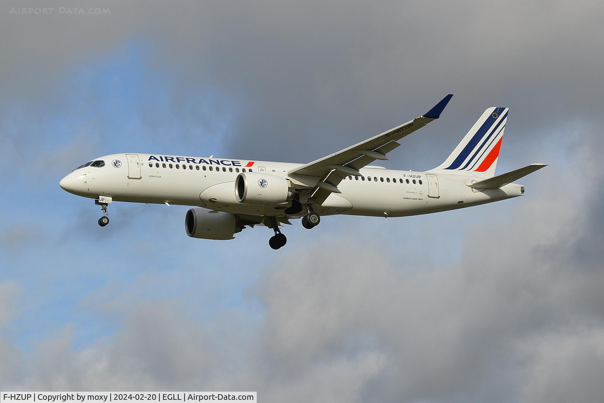 F-HZUP, 2023 Airbus Canada A220-300 C/N 55196, Airbus A220-300 landing at London Heathrow.