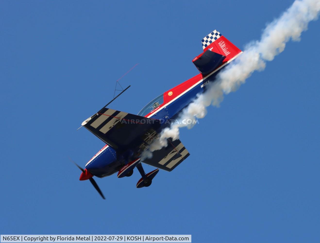 N65EX, 1992 Extra EA-300S C/N 003, OSH 22 zx