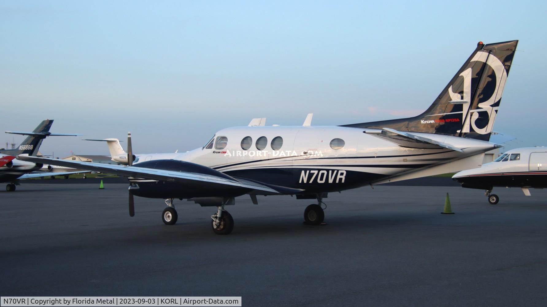 N70VR, 2001 Raytheon Aircraft Company C90A C/N LJ1651, King Air C90 zx