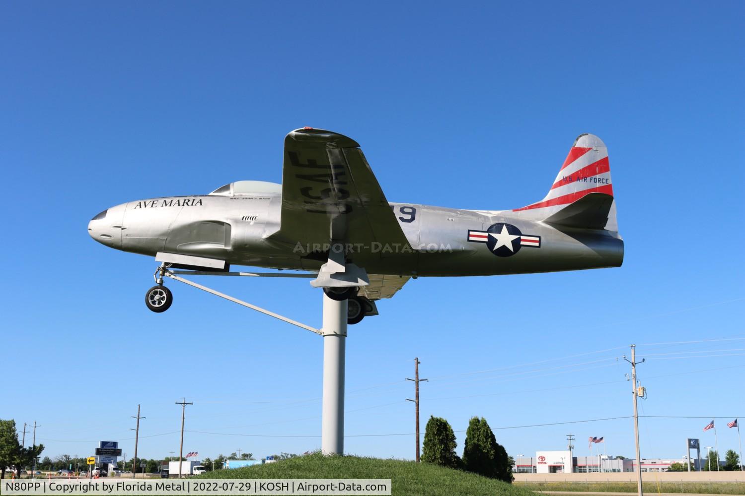 N80PP, Lockheed F-80-C-10 C/N 48-868, F-80 gate guard zx