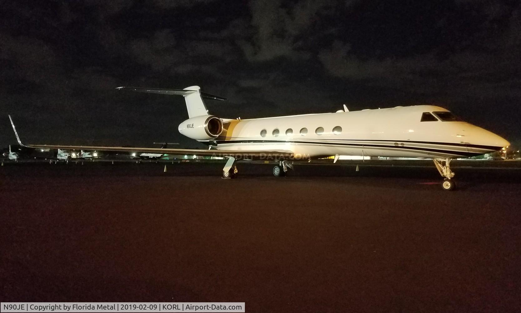 N90JE, 1998 Gulfstream Aerospace G-V C/N 552, G-V zx
