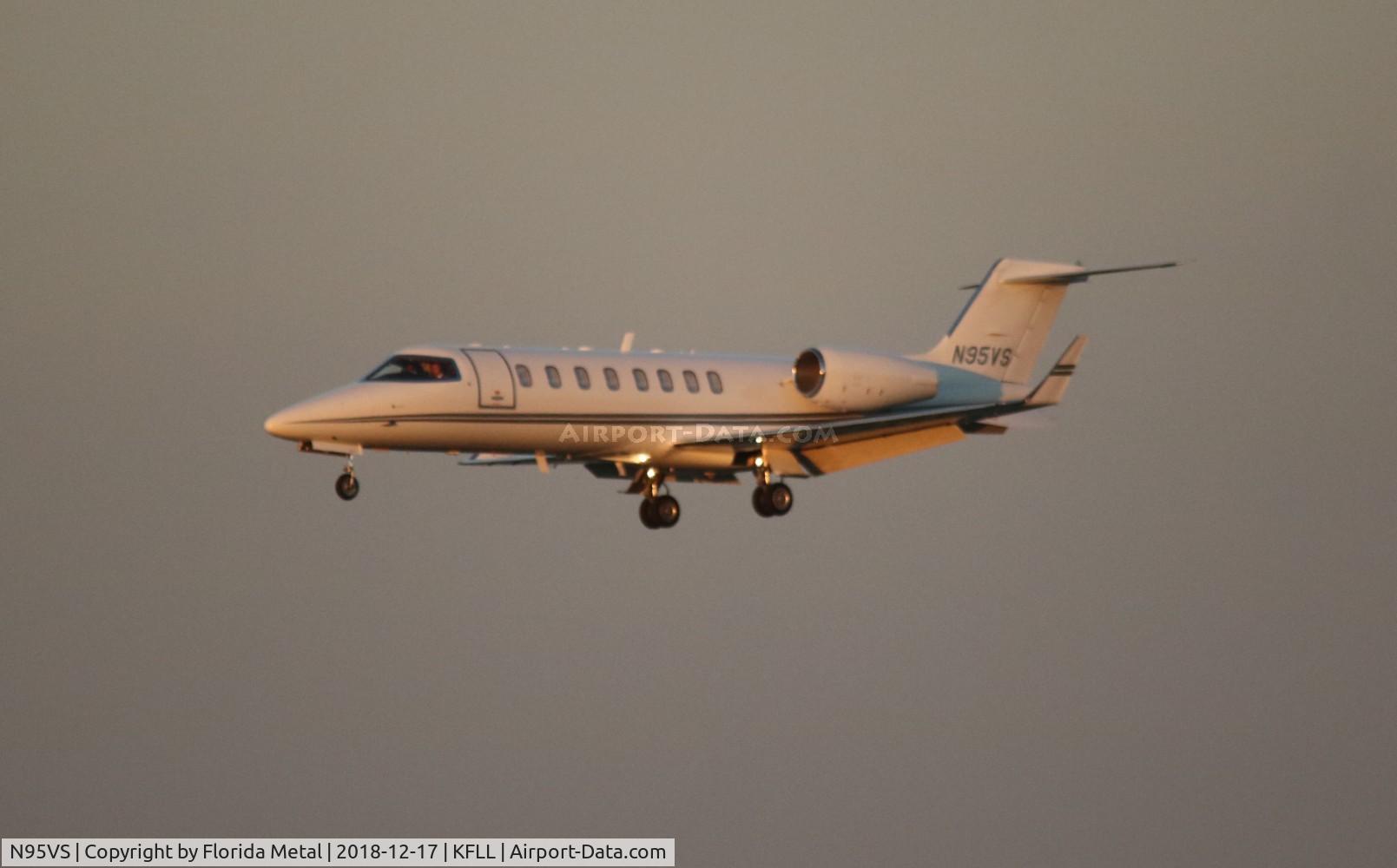 N95VS, 2000 Learjet 45 C/N 082, Lear 45 zx APF-FLL